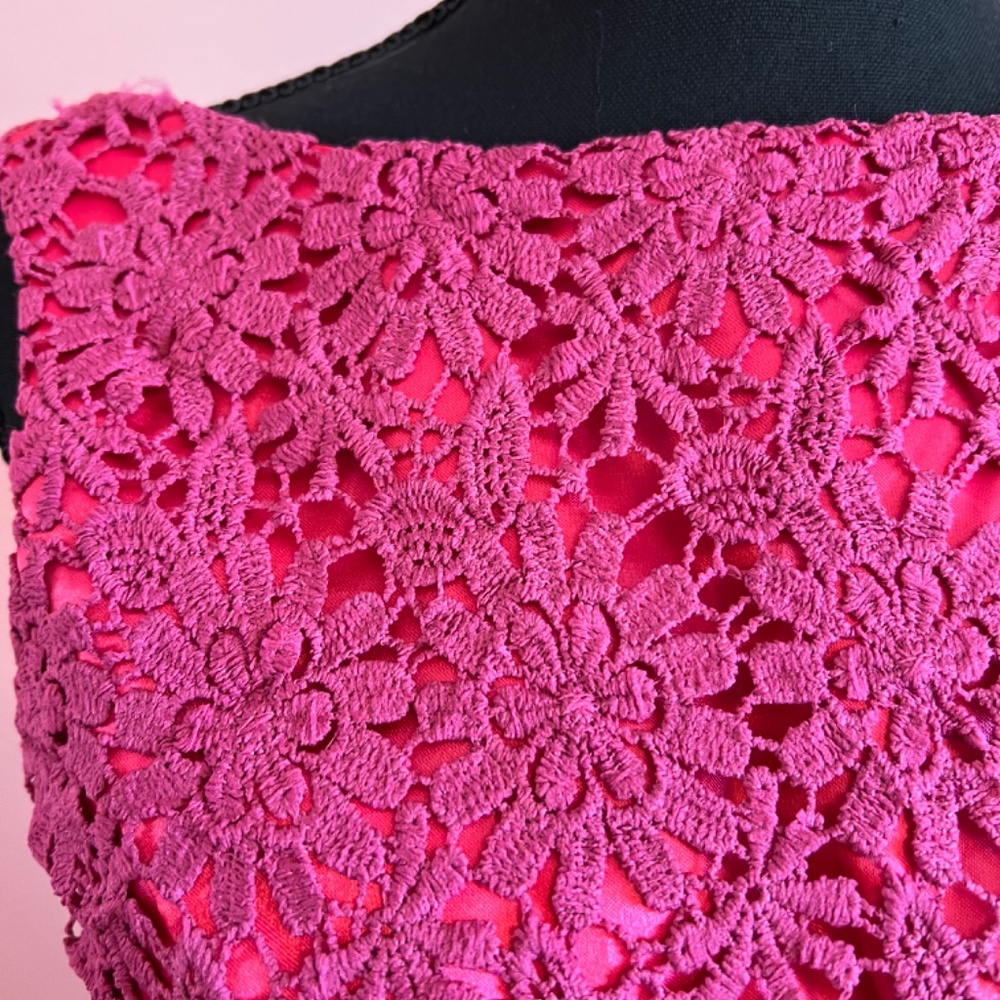 Dress - Picture 8 of 9